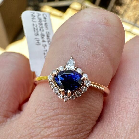 NWT .96ct Ceylon Sapphire and .19ct natural diamond accent ring in 14k YG! - Picture 16 of 16